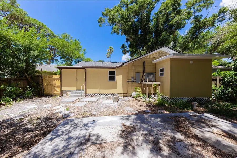 2240 10th Street S, Saint Petersburg, FL 33705 - #2