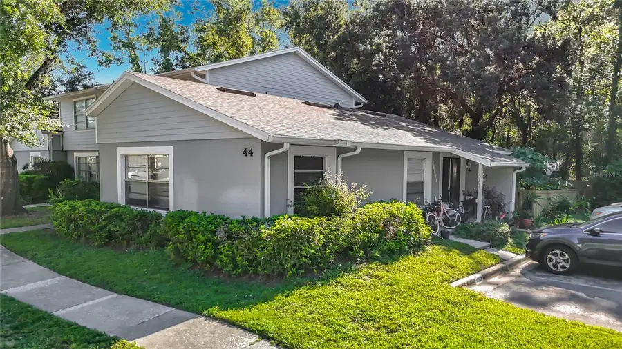 15101 Morning Dr, Lutz, FL 33559 - #3