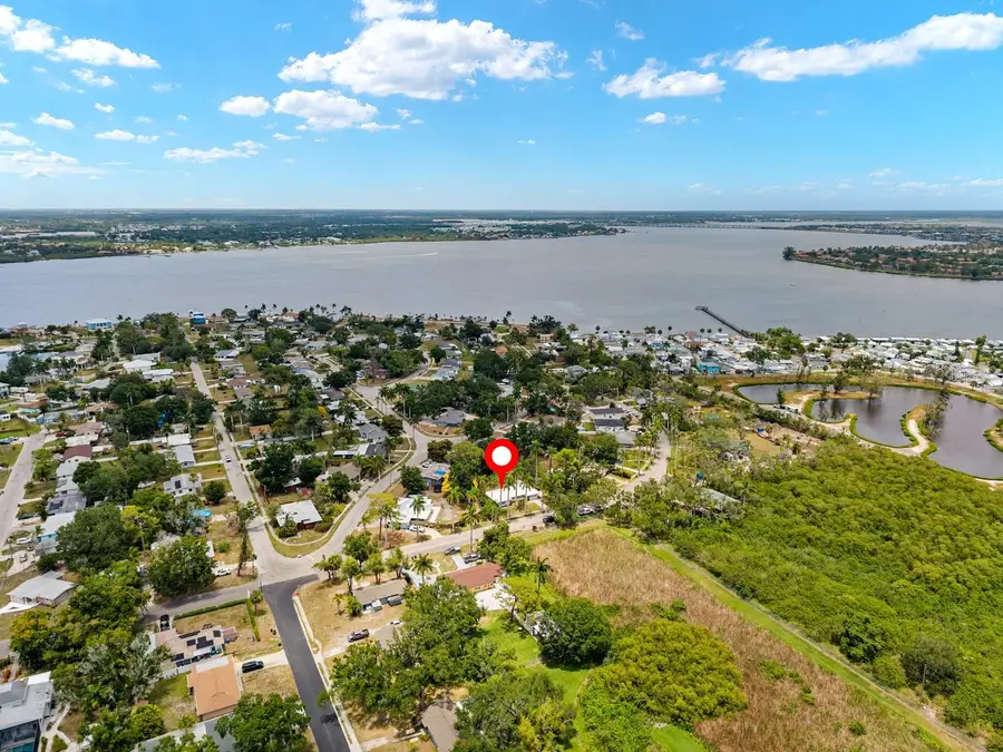 2415 2nd Avenue E, Bradenton, FL 34208 - #2