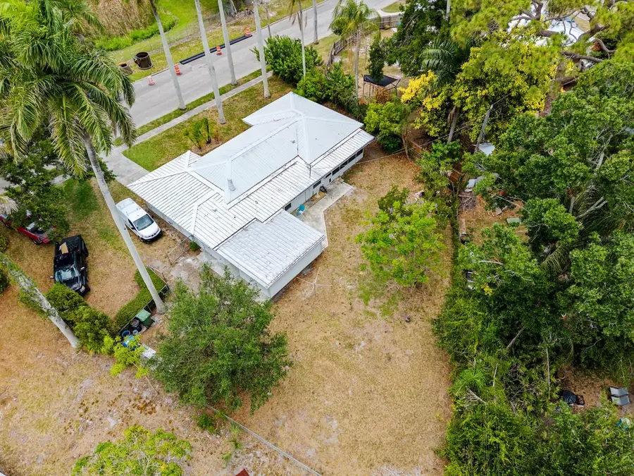2415 2nd Avenue E, Bradenton, FL 34208 - #3