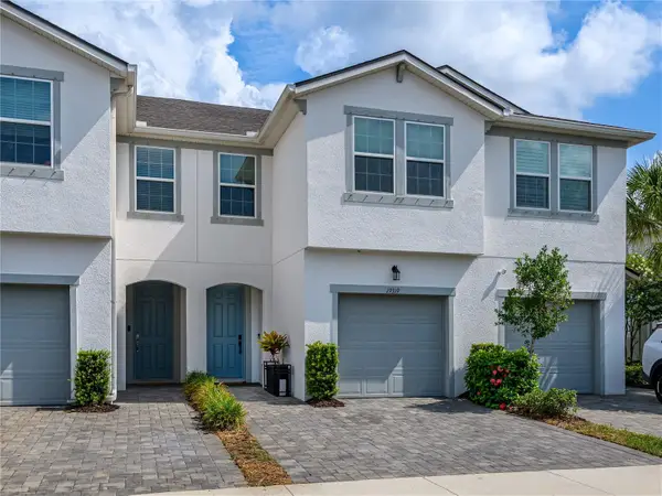19319 Blue Pond Drive #22, LUTZ, FL 33558
