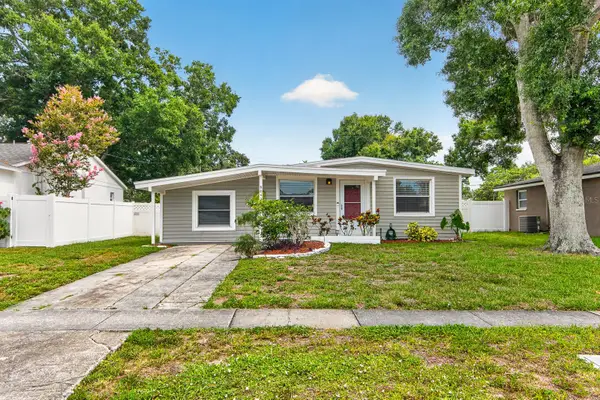9042 Southern Comfort Drive, LARGO, FL 33773