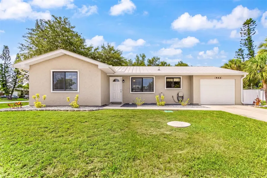 943 W Tarpon Boulevard Nw, Port Charlotte, FL 33952 - #2