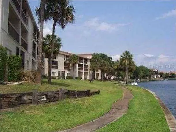 6319 Newtown Circle #19B6, Tampa, FL 33615 - #2
