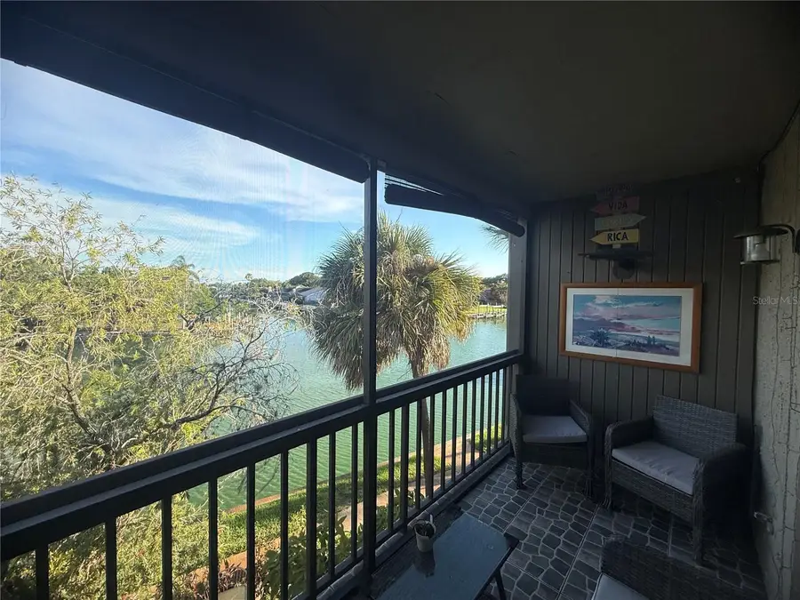 6319 Newtown Circle #19B6, Tampa, FL 33615 - #3