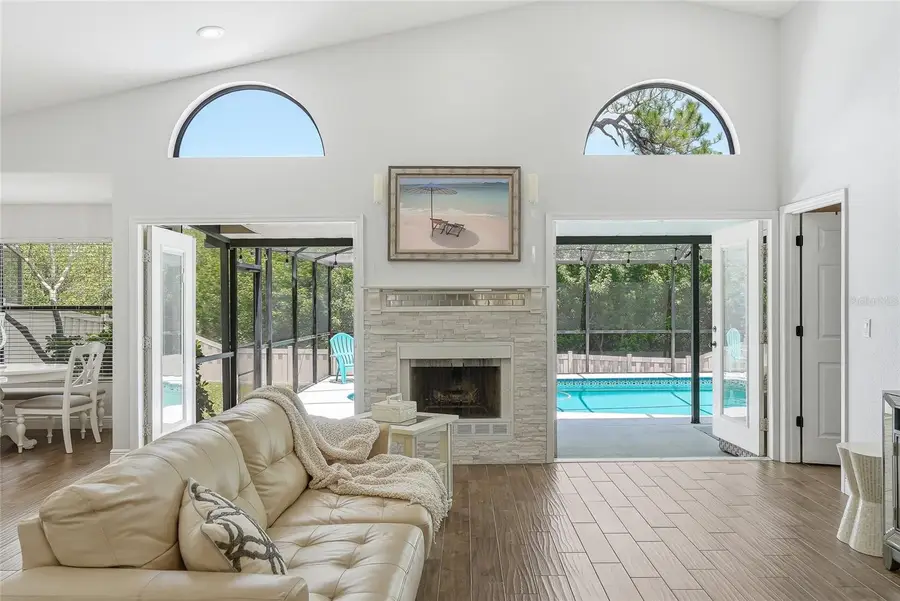 5274 White Sand Circle Ne, Saint Petersburg, FL 33703 - #3