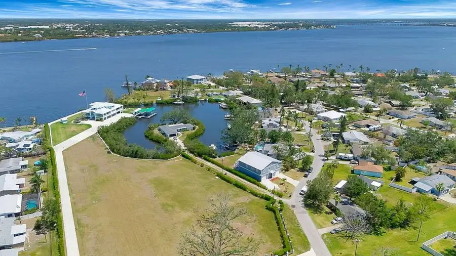 217 22nd Street Court Ne, Bradenton, FL 34208 - #2