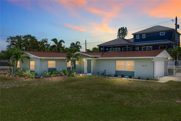 6717 Cardinal Drive S, ST PETERSBURG, FL 33707