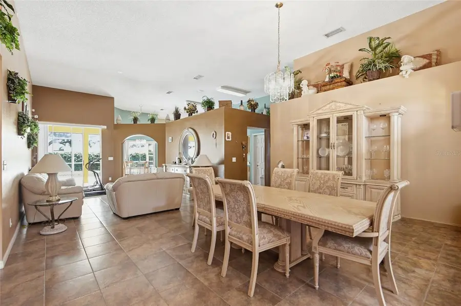 9602 Sunnyoak Drive, Riverview, FL 33569 - #3