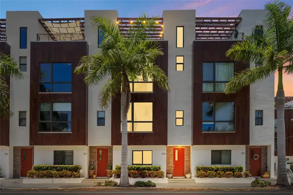 130 8th Street N, ST PETERSBURG, FL 33701