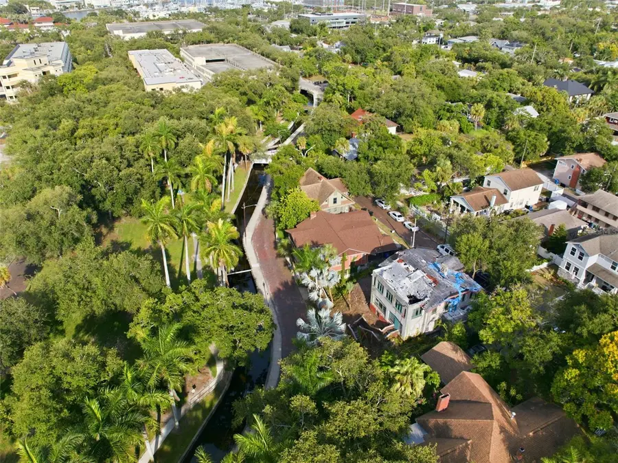 651 10th Ave S, Saint Petersburg, FL 33701 - #3