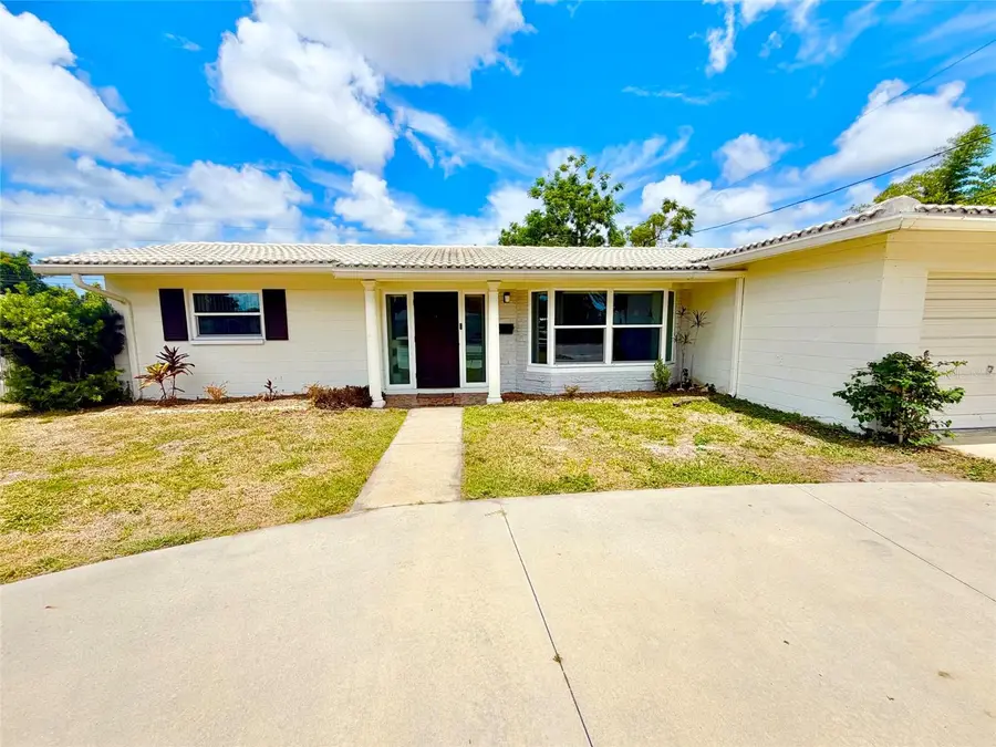 3300 58th Street N, Saint Petersburg, FL 33701 - #2