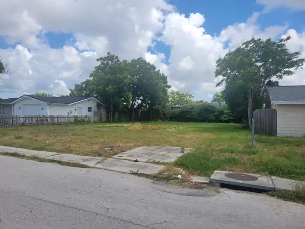 7404 Ingleside Drive, PORT RICHEY, FL 34668