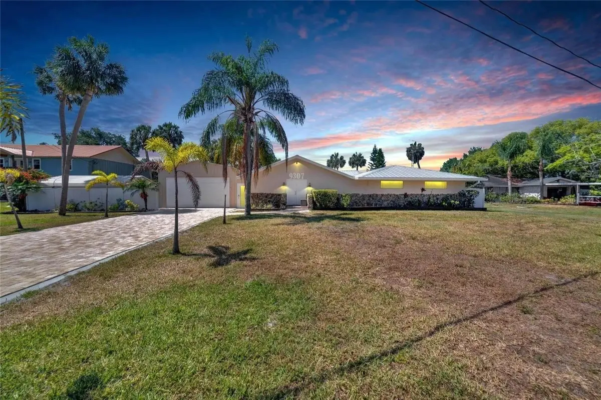 9307 River Cove Drive, Riverview, FL 33578 - #1