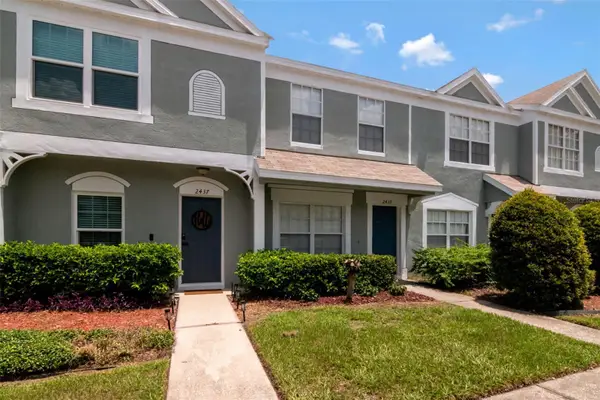 2439 Lake Woodberry Circle, BRANDON, FL 33510