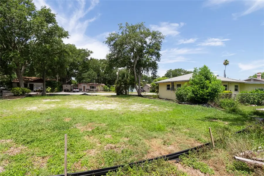 658 15th Street Nw, Largo, FL 33770 - #3