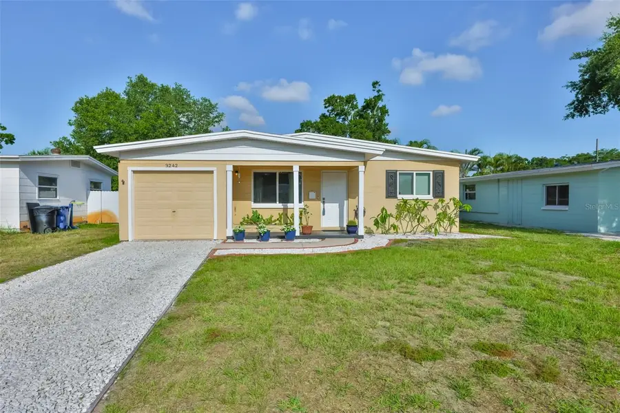 3242 Kingston Street N, Saint Petersburg, FL 33713 - #2