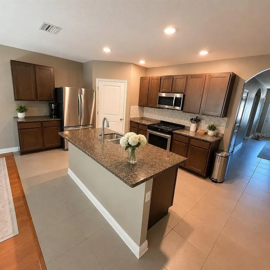 8208 Harwich Port Lane, Gibsonton, FL 33534 - #2