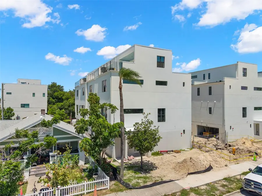 368 14th Street N, Saint Petersburg, FL 33705 - #3