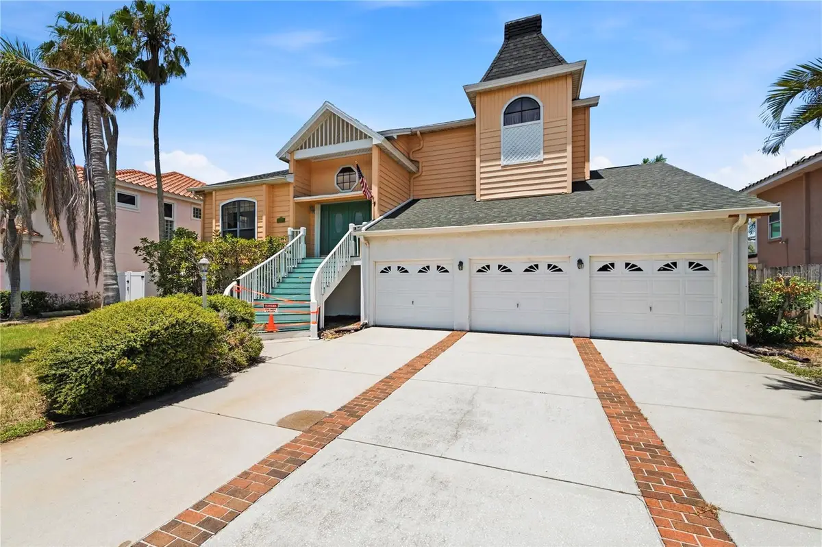 1136 3rd Avenue S, Tierra Verde, FL 33715 - #1
