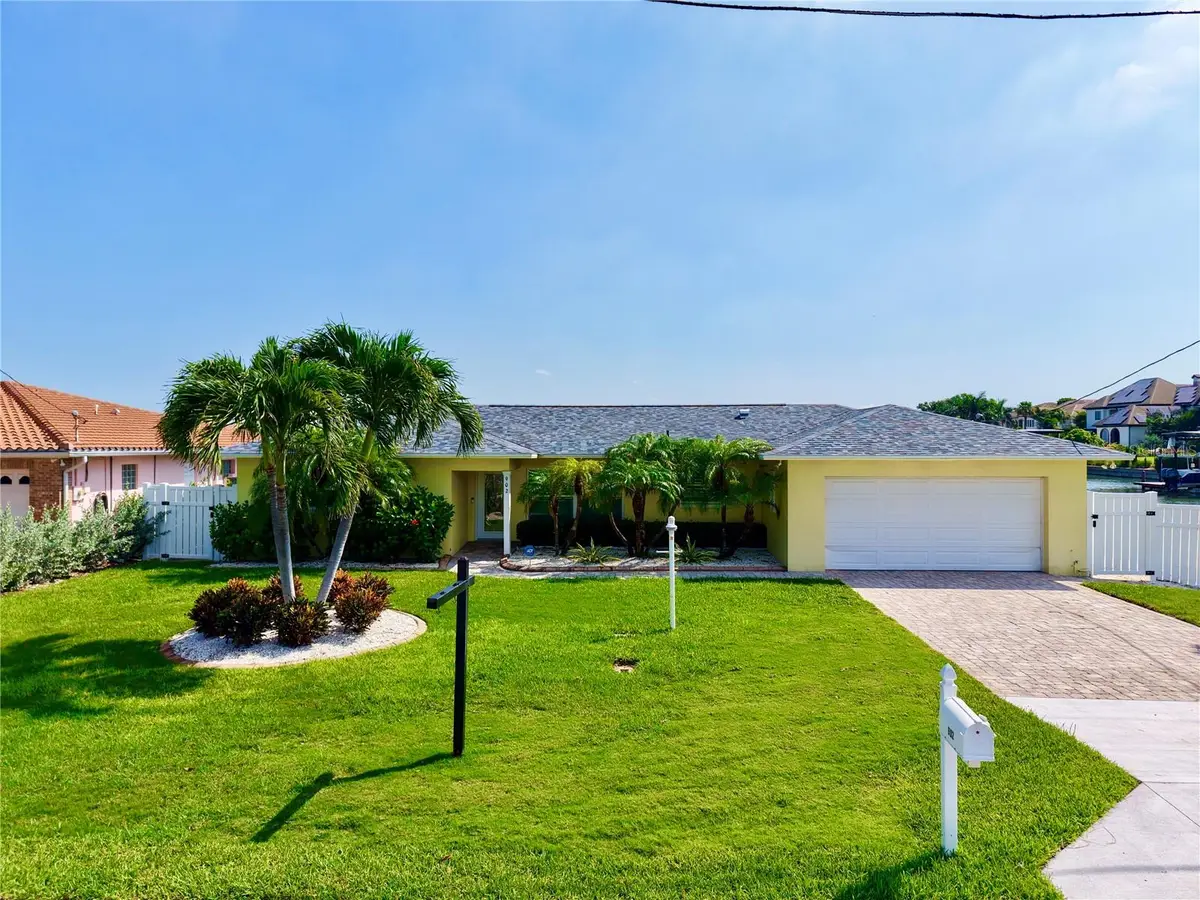 902 Oakwood Drive, Largo, FL 33770 - #1