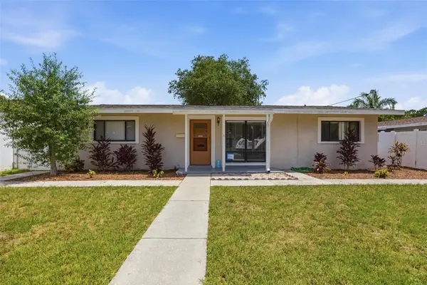 410 42nd Avenue Ne, ST PETERSBURG, FL 33703