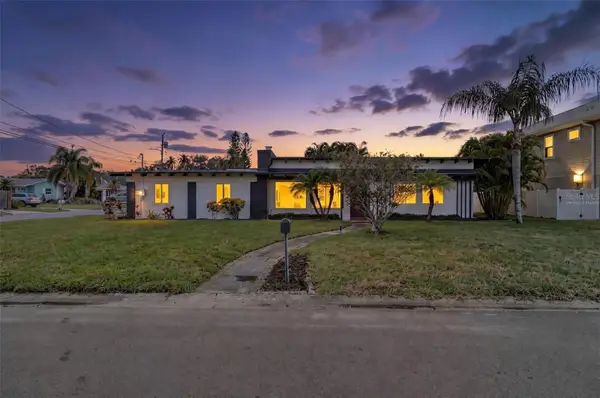 63 Palm Boulevard, DUNEDIN, FL 34698