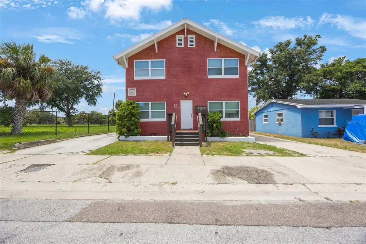 1761 19th Street S, Saint Petersburg, FL 33712 - #1