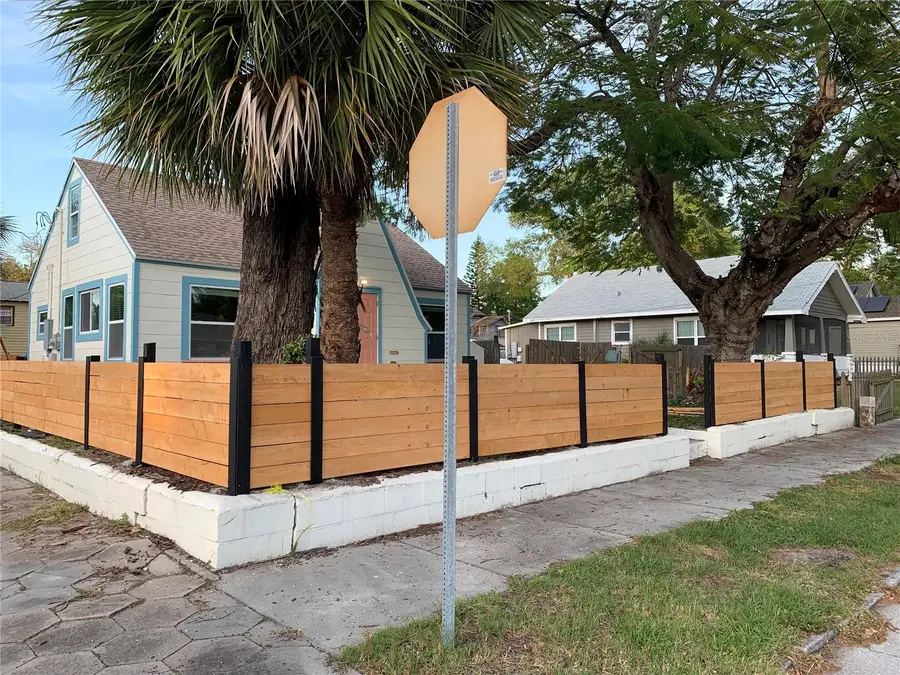 1147 James Avenue S, Saint Petersburg, FL 33705 - #2