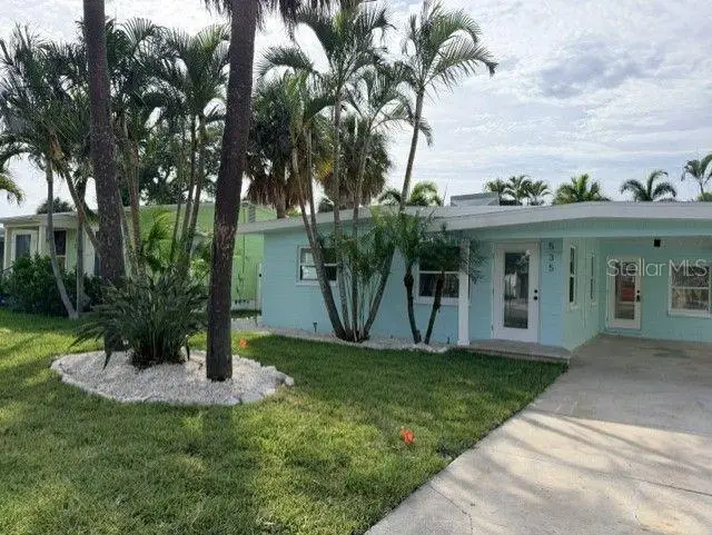 535 78th Avenue, Saint Petersburg, FL 33706 - #1