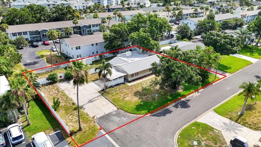 6999 16th Avenue N, Saint Petersburg, FL 33710 - #3