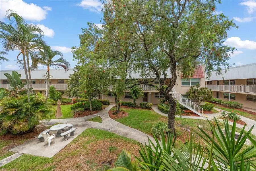 10033 64th Avenue N #19, Saint Petersburg, FL 33708 - #3