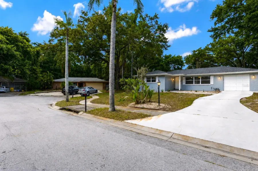 182 Sunward Avenue, Palm Harbor, FL 34684 - #2