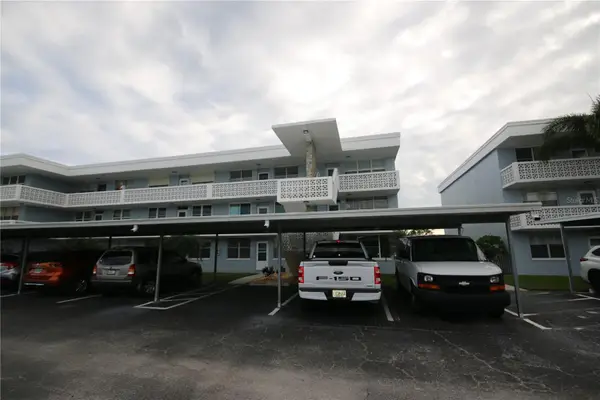 4880 Locust Street Ne #338, ST PETERSBURG, FL 33703