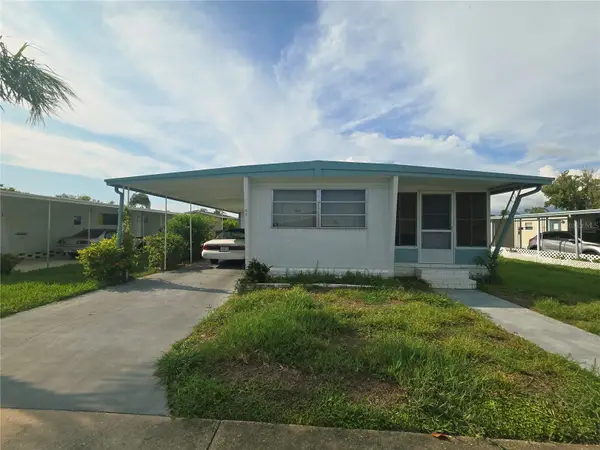 49 Drury Lane, TARPON SPRINGS, FL 34689