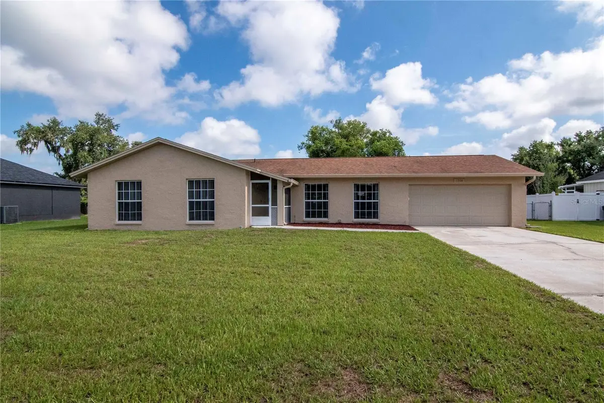 1208 Lady Guinevere Drive, Valrico, FL 33594 - #1