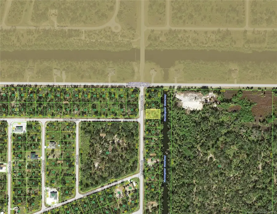 26 Yorkshire Street, Port Charlotte, FL 33954 - #3