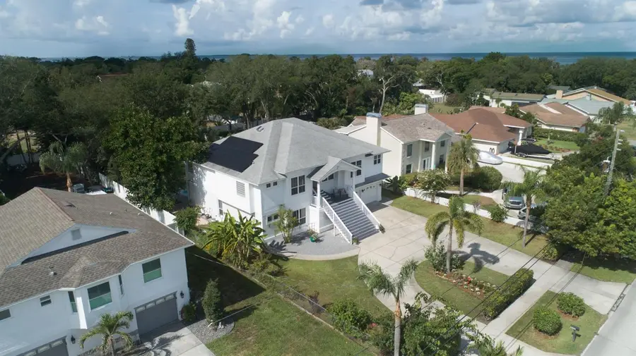 1605 Gulf Road, Tarpon Springs, FL 34689 - #3