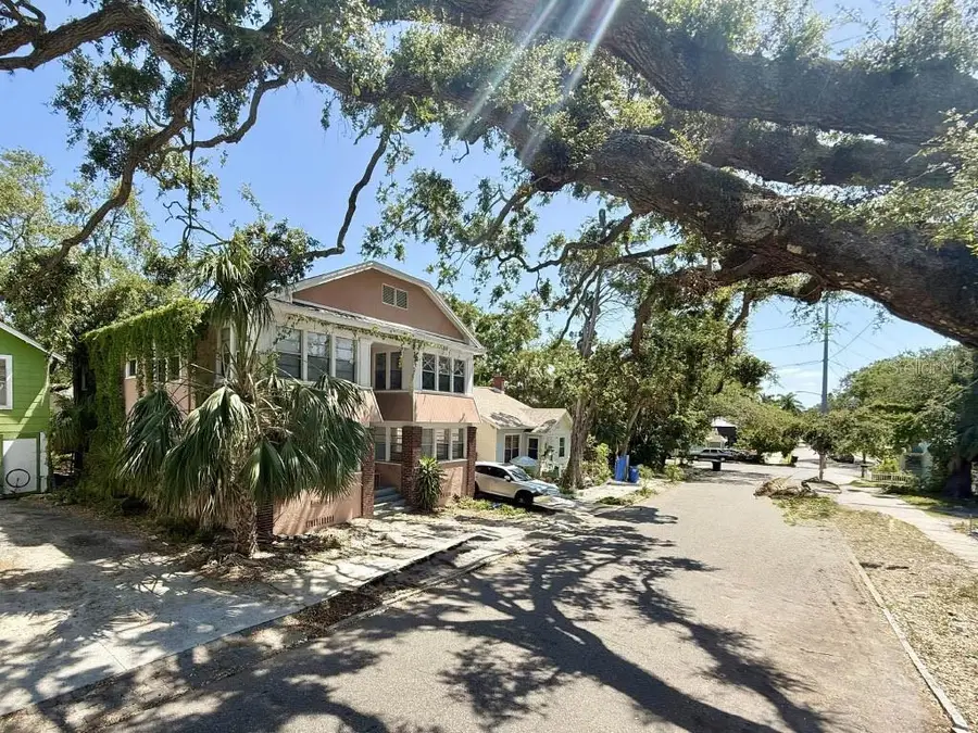 725 14th Avenue S, Saint Petersburg, FL 33701 - #2