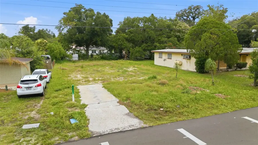 8714 N Hyaleah Road, Tampa, FL 33617 - #2