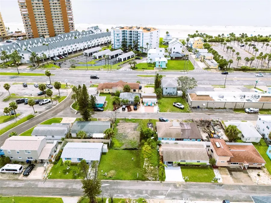 18005 1st Street E, Redington Shores, FL 33708 - #2