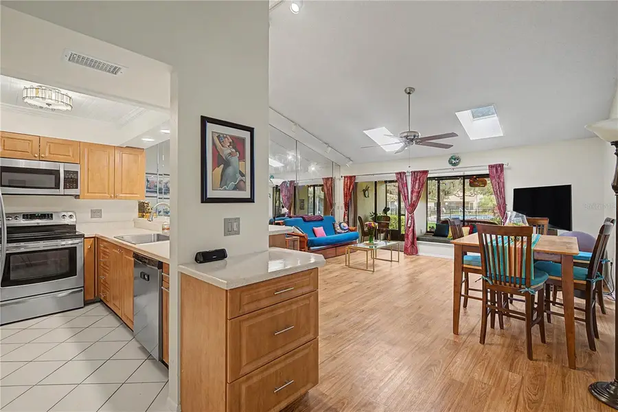 1206 Palm Drive, Tarpon Springs, FL 34689 - #2
