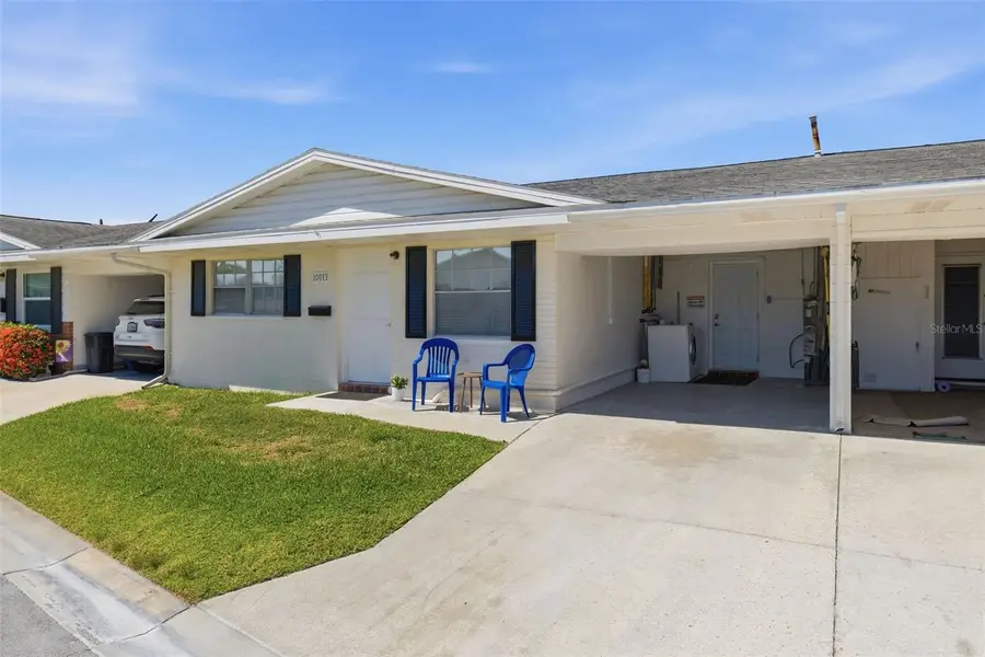 10013 Dahlia St N, Pinellas Park, FL 33782 - #2