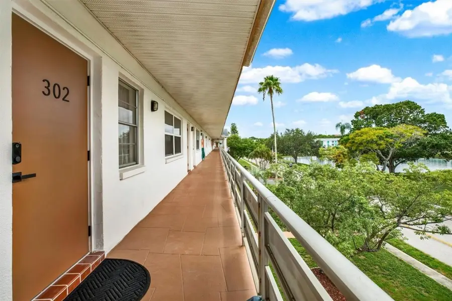6015 19th Street N #302, Saint Petersburg, FL 33714 - #3