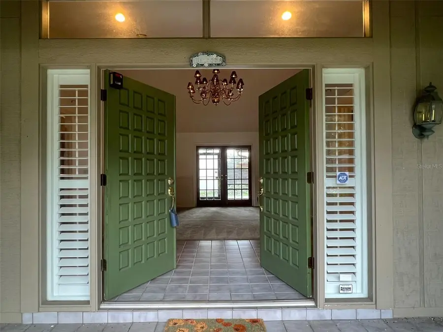 6328 N Queensway Drive, Tampa, FL 33617 - #2