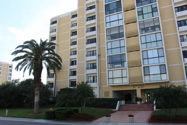 851 Bayway Boulevard #101, CLEARWATER BEACH, FL 33767