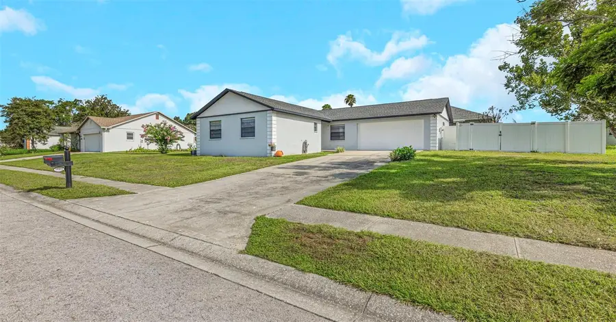 38811 James Court, Zephyrhills, FL 33540 - #2