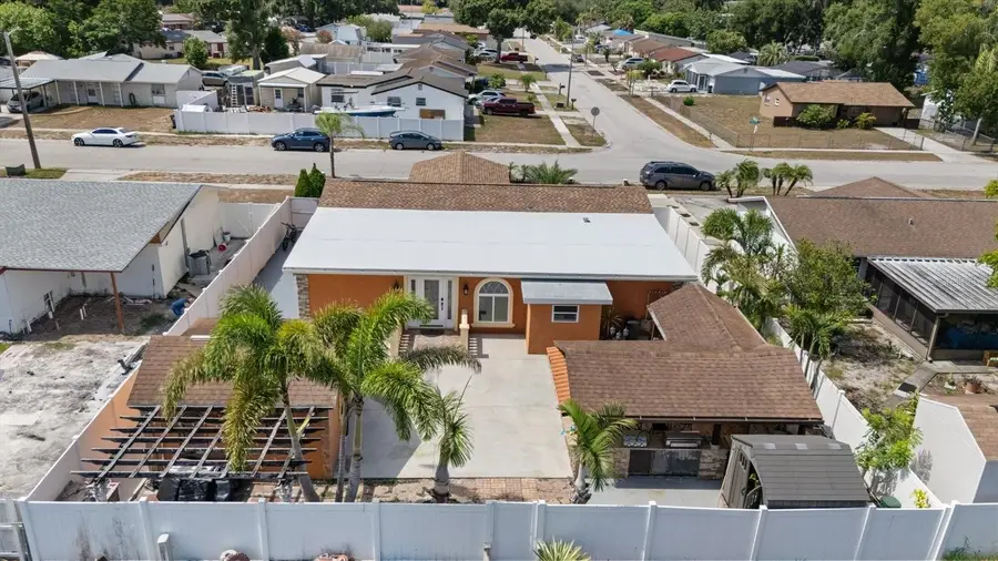 8318 Drycreek Drive, Tampa, FL 33615 - #3