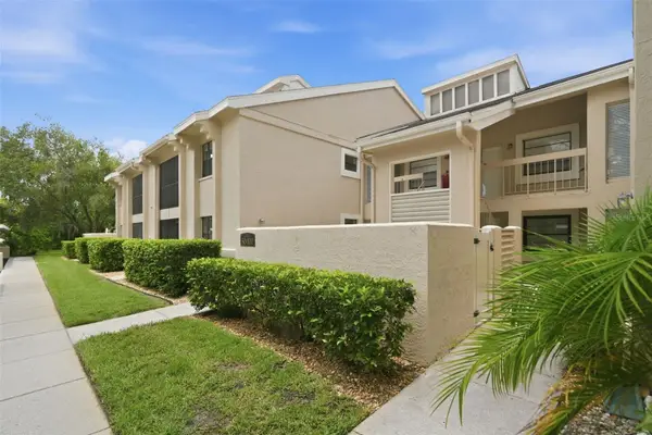 60 St Andrews Place #60, OLDSMAR, FL 34677