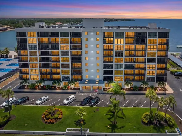 7100 Sunshine Skyway Lane S #704, ST PETERSBURG, FL 33711